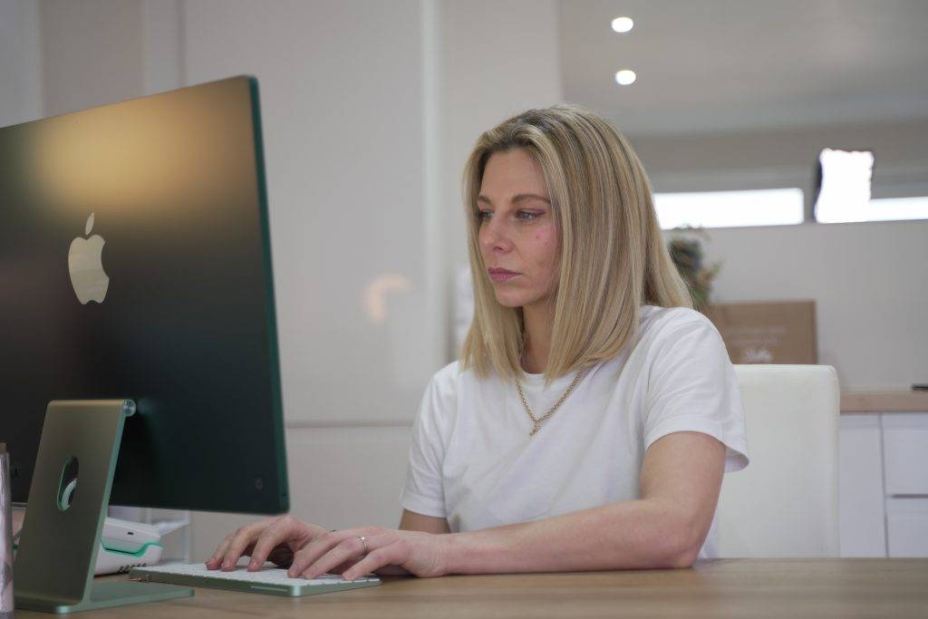 AI SEO for healthcare specialist Sarah McDonald working on a clinic's search visibility strategy